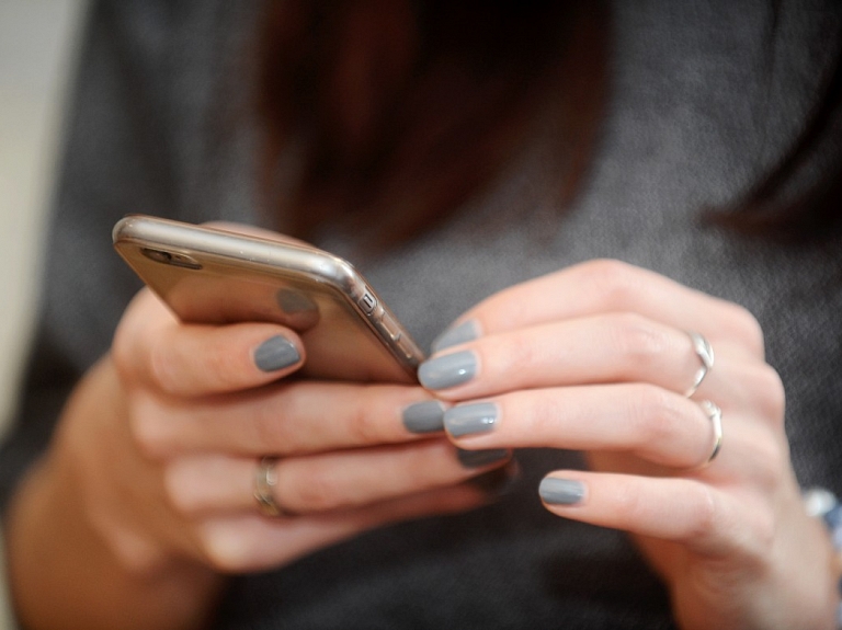 Liepājā vairākiem cilvēkiem telefoniski mēģināts izkrāpt naudu