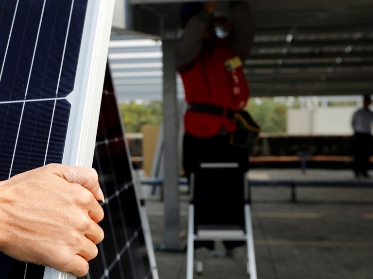 Saules paneļu ražotājs "Baltic Solar Factory" iegūst Liepajas SEZ kapitālsabiedrības statusu
