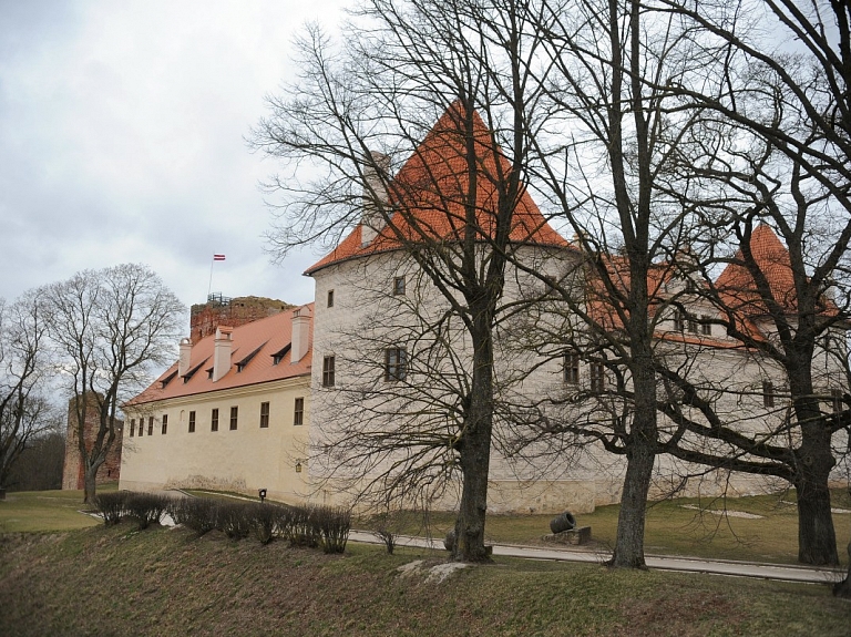 Bauskas pilī ansambļa "Mediatore" koncertā skanēs 14.-15.gadsimta dziesmas