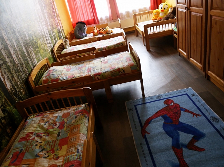 Jelgavas bērnunama darbinieces uzskata, ka informācija par iestādi tiek sagrozīta