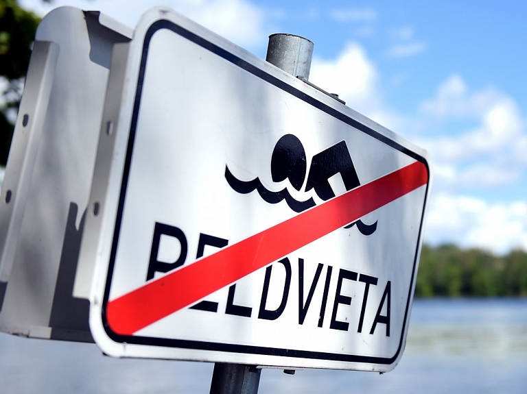 Ērgļos brīvdienās noslīcis cilvēks