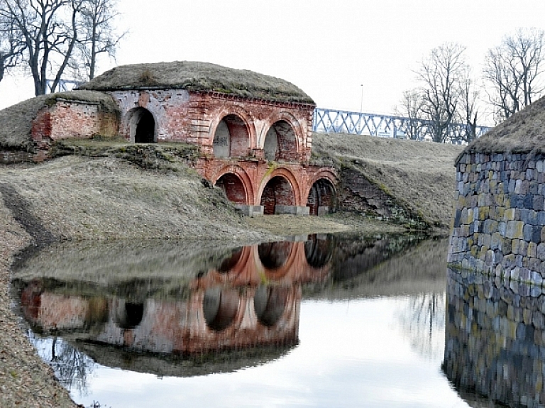 No Liepājas Daugavpils cietoksnī ieradīsies lielformāta skulptūra "Cietokšņa spoks"