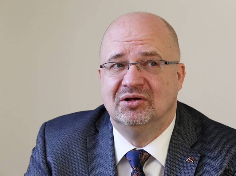 Valkas domes priekšsēdētāja amatu saglabā Krauklis