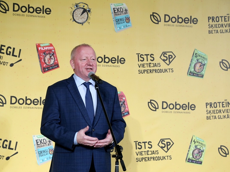 Spridzāns pārvēlēts Dobeles novada domes priekšsēdētāja amatā