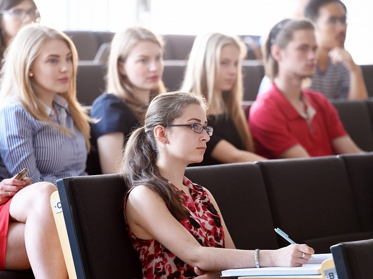 Ventspils Augstskolā notiks vasaras skola tulkotājiem