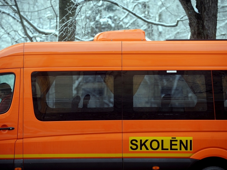 VPR: Vidzemē samazinājies skolēnu autobusu maršrutu skaits