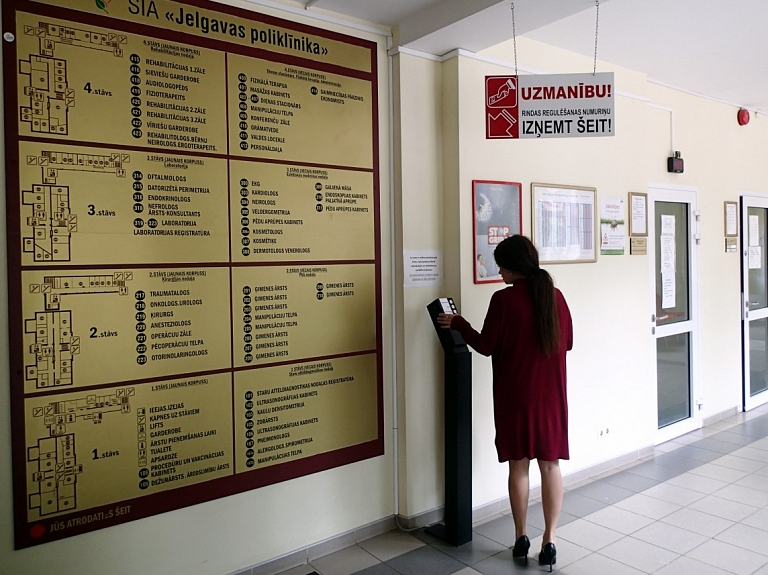 Jelgavas medicīnas iestādes pagaidām neizjūt pacientu pieplūdumu saistībā ar ģimenes ārstu streiku
