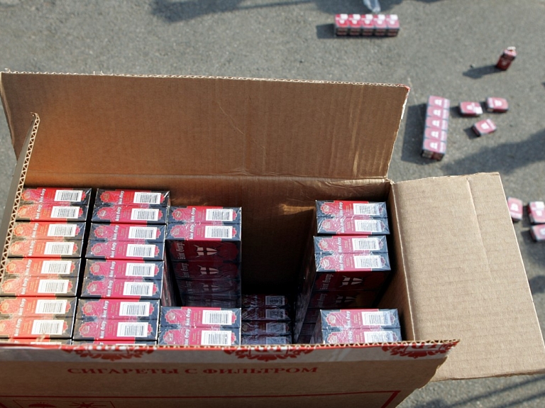 Kuldīgas novadā konfiscē 47 440 nelegālo cigarešu