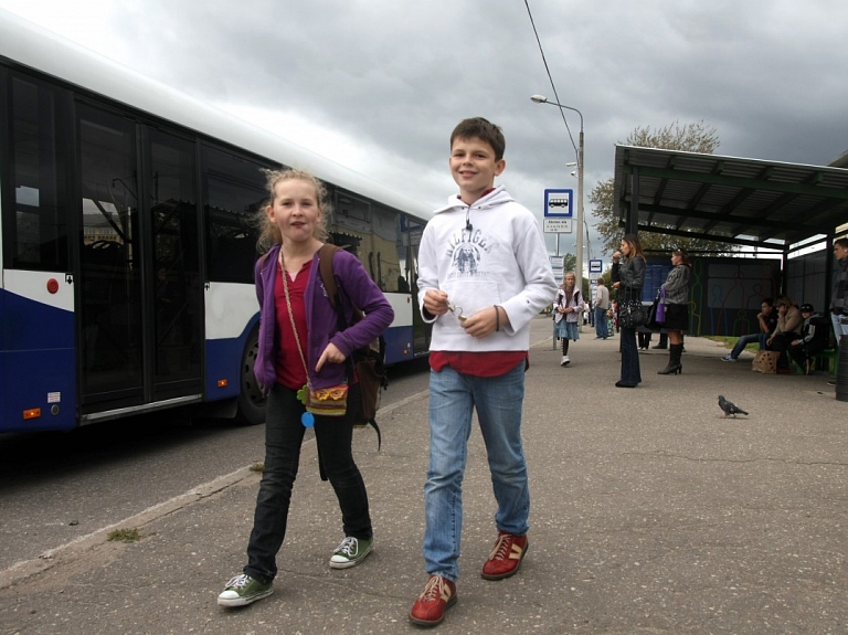 Zinību dienā skolēni un studenti Liepājas sabiedriskajā transportā varēs braukt bez maksas