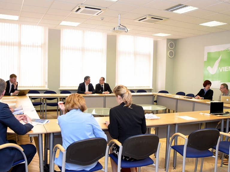No "Vienotības" Liepājas nodaļas izstājušies 38 biedri