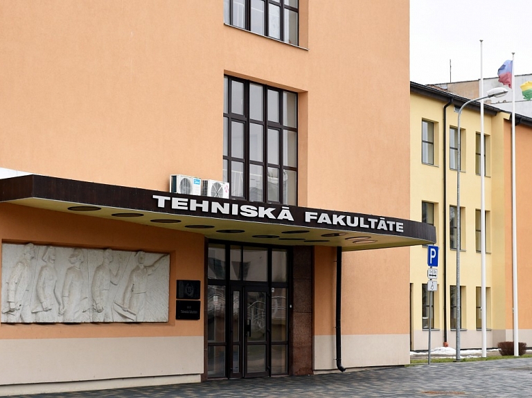 Inženierzinātņu un dabaszinātņu studiju vides uzlabošanā LLU ieguldīs 3,3 miljonus eiro