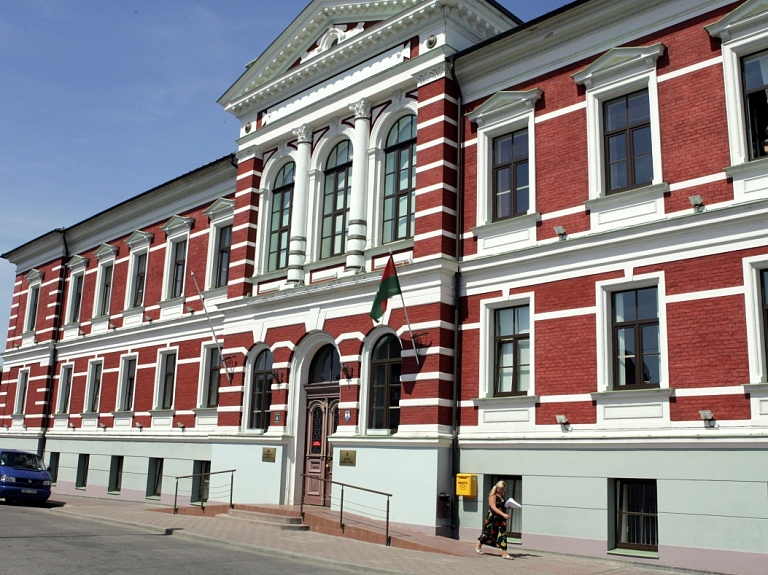 Liepājā par gandrīz 9000 eiro izstrādāta pašvaldības vienotā vizuālā identitāte