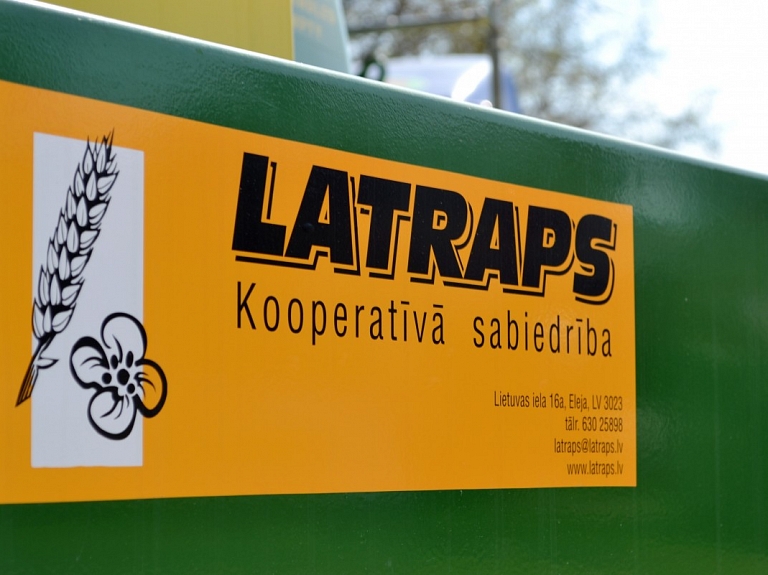 "Latraps" plāno izmaksāt pusmiljonu eiro atlīdzību pret lietusgāzēm apdrošinātiem lauksaimniekiem