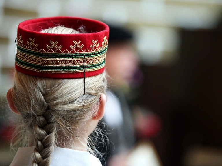 Gada sākumā nojauks Madonas pilsētas estrādi