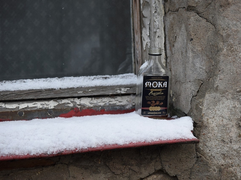 Ozolnieku novada dome vaino VID bezdarbībā, nespējot apkarot alkohola tirdzniecību naktīs