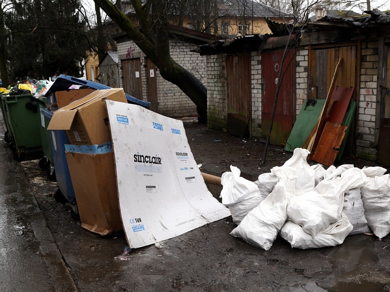 Jelgavā par 7% augs maksa par atkritumu izvešanu