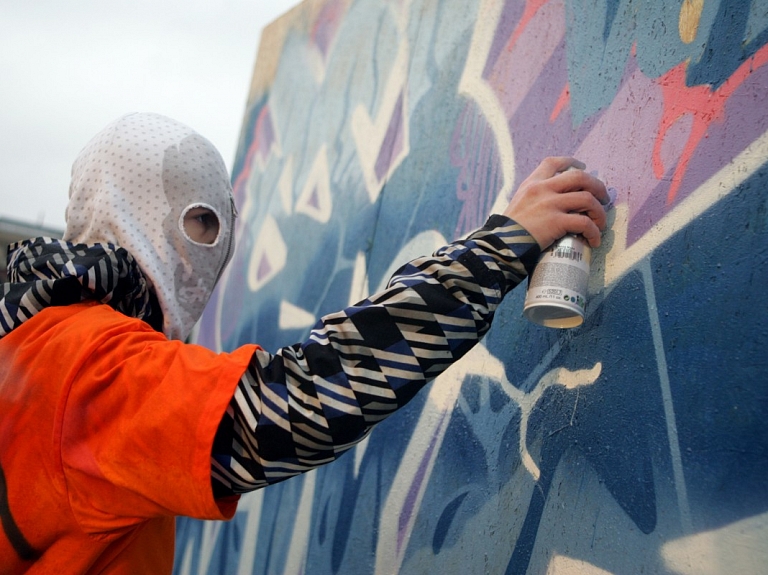 Sākusies pieteikšanās Starptautiskajam grafiti festivālam "Brīvības stāsti" Jelgavā