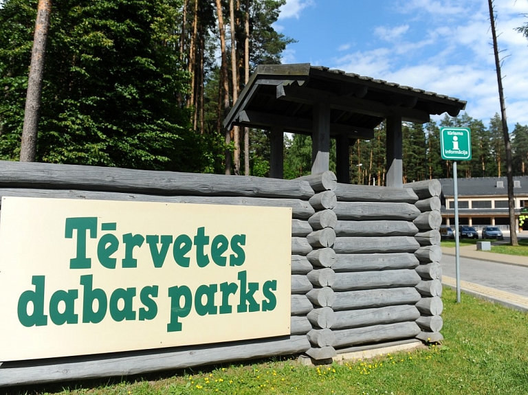 Tērvetes dabas parkā applūdis atrakciju laukums