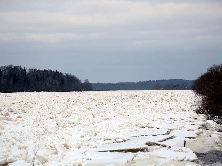 Ledus sakustēšanās pie Mežotnes situāciju Lielupē Jelgavā nav ietekmējusi