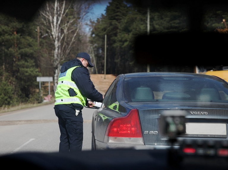 Valsts policija: 2017.gads ceļu satiksmes drošības ziņā bijis veiksmīgākais kopš neatkarības atjaunošanas