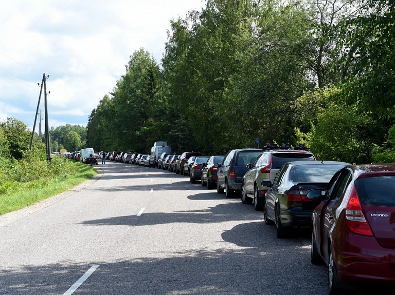 Terehovā būtiski samazinājusies automašīnu rinda