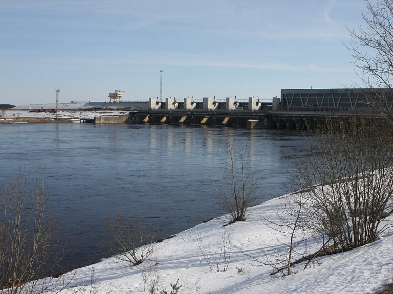 Uz Daugavpils šosejas periodiski slēgs nobrauktuves uz Rīgas apvedceļu Salaspilī pie Rīgas HES