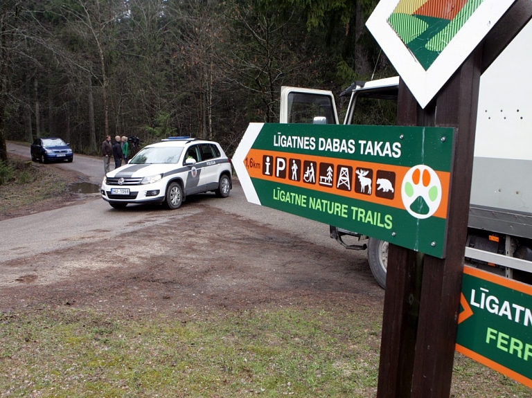 Līgatnes dabas takās pirmo reizi aplūkojami trīs jauni āpši