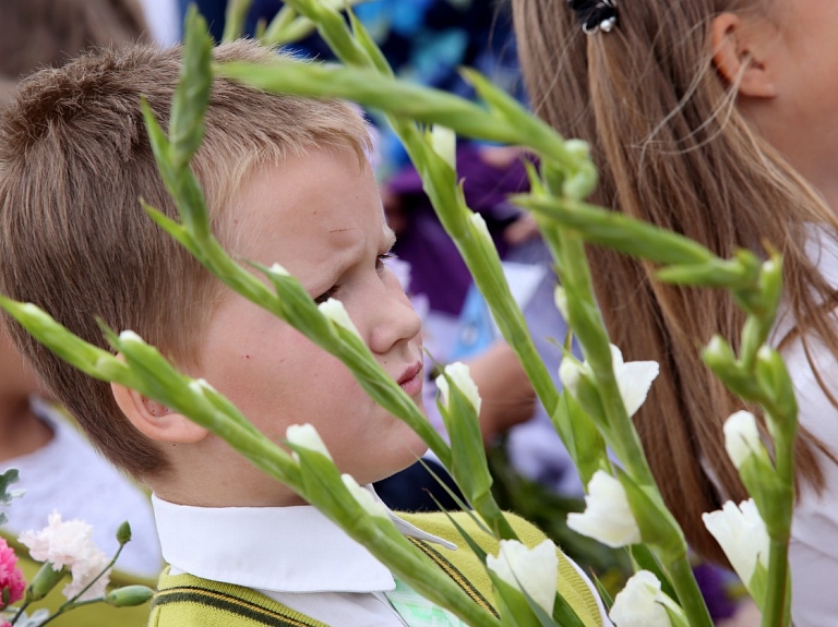 Pērn izglītības iestādēs nebija reģistrēti gandrīz 2000 pirmsskolas vecuma bērnu