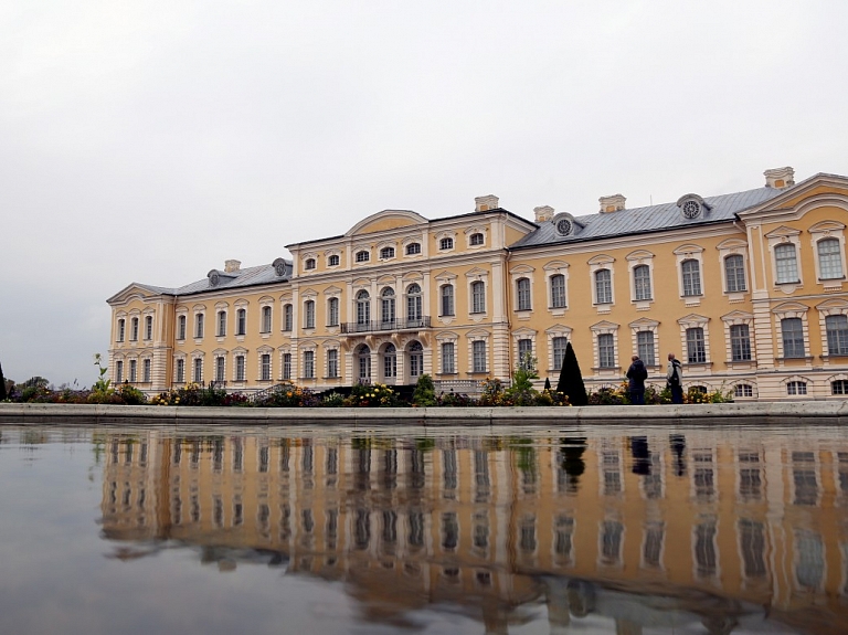 Izsludināts konkurss uz Rundāles pils muzeja direktora amatu