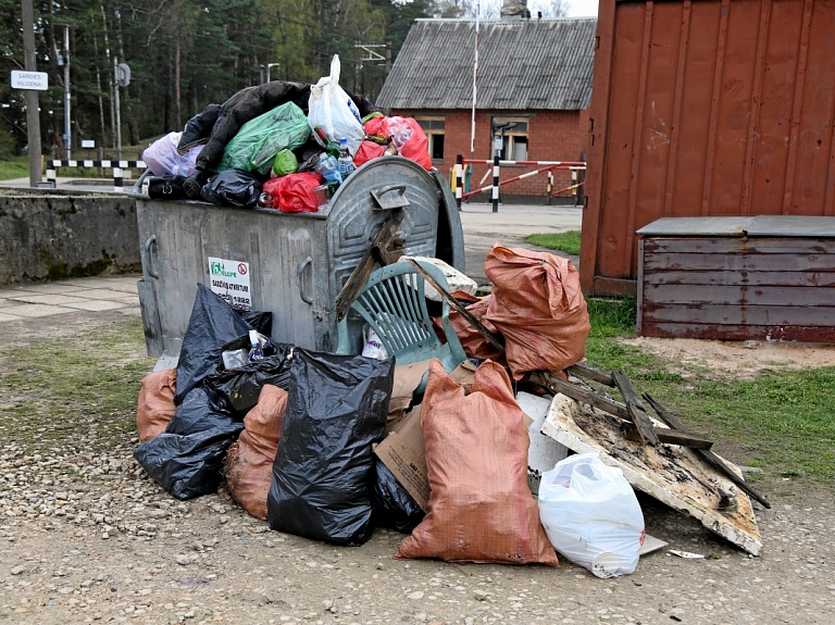 Līdz ar atkritumu apsaimniekotāja maiņu Rundāles novadā pieaugs maksa par to izvešanu