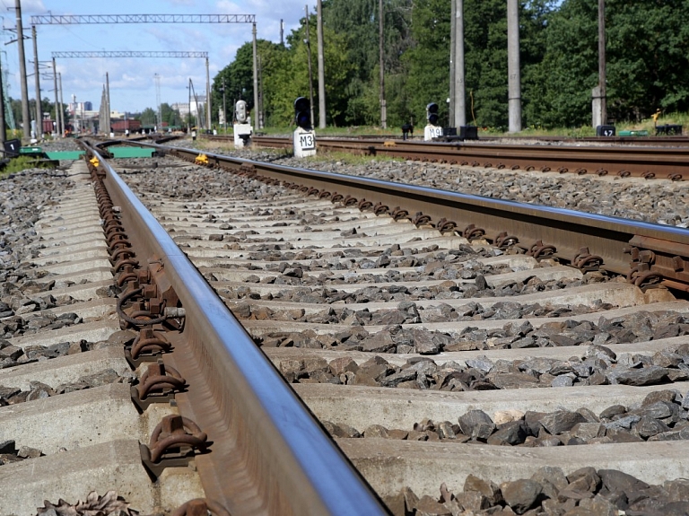 Sestdien būs slēgta dzelzceļa pārbrauktuve pie Skrudalienas