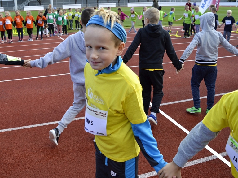 Kuldīgas pašvaldība vasaras nometņu rīkošanai novirzīs 9000 eiro