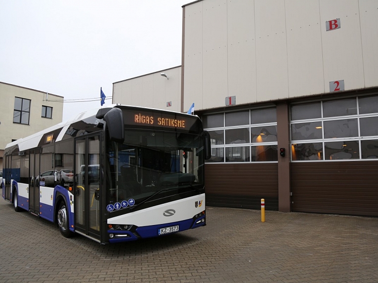 Saistībā ar pasažieru plūsmas palielināšanos Rīgā uz laiku ieviesīs 29.autobusa papildreisu