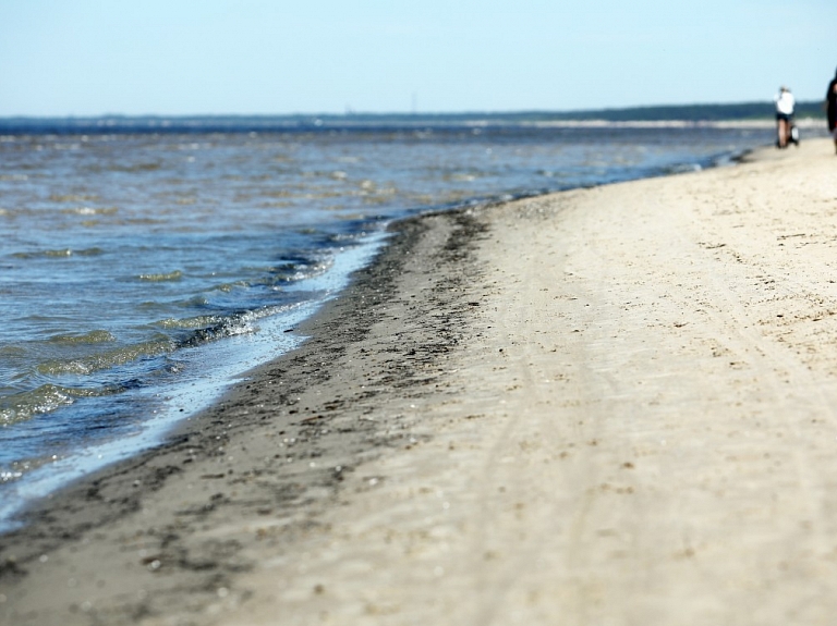 Gaisa temperatūra pirmdien paaugstināsies līdz +23 grādiem