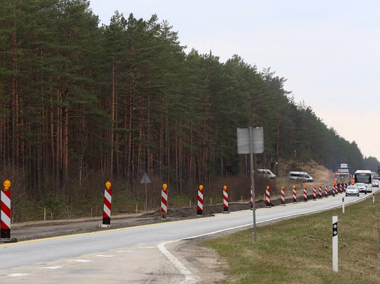 Vidzemes šosejas remontdarbu posmā satiksmi sāks pārslēgt uz Siguldas virziena brauktuvi