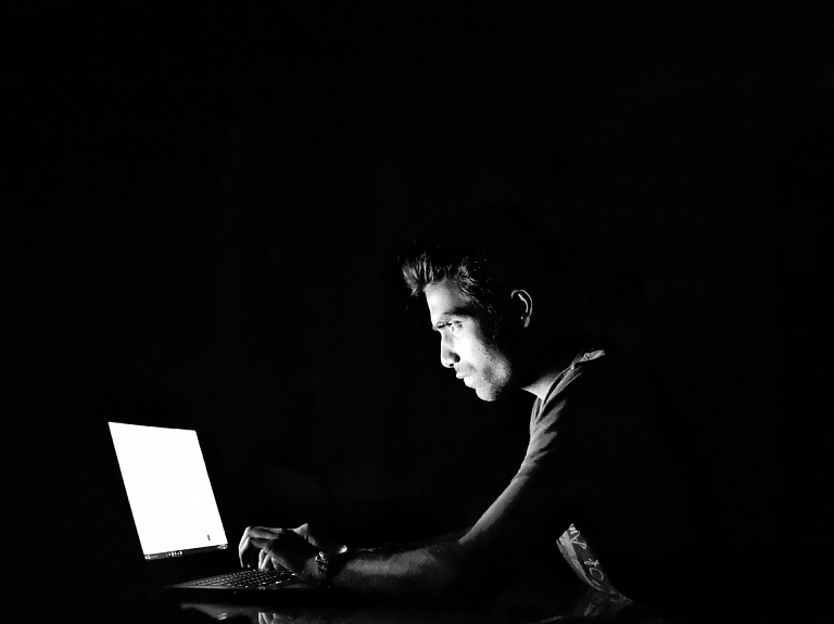 Kibernoziedznieki izmanto Covid-19 savā labā: Kā pasargāt sevi virtuālajā vidē?