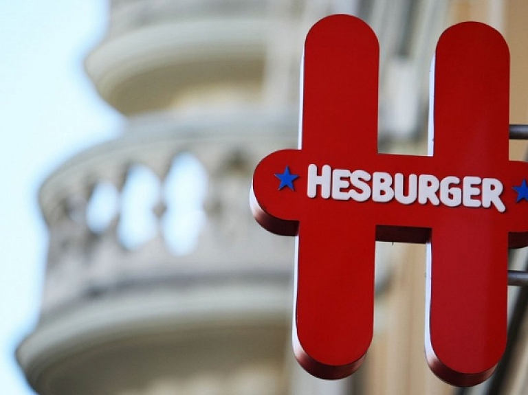 "Hesburger" pārdošanas apjoms Latvijā pieaudzis par 4,6%