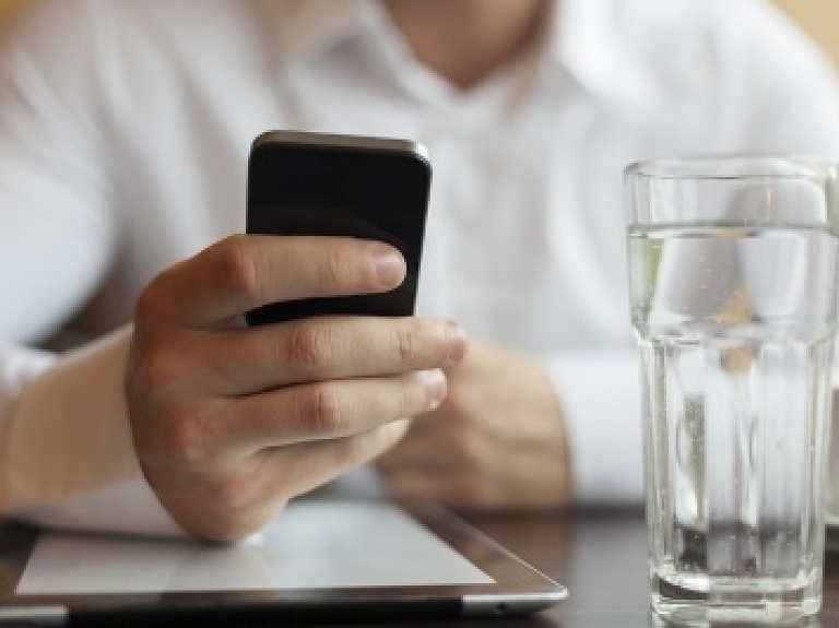 3 lietas, kas obligāti jāzina par internetbanku viedtālrunī