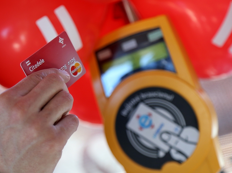 Ar Citadeles maksājumu karti reģistrēti vairāk nekā 100’000 braucienu Rīgas sabiedriskajā transportā