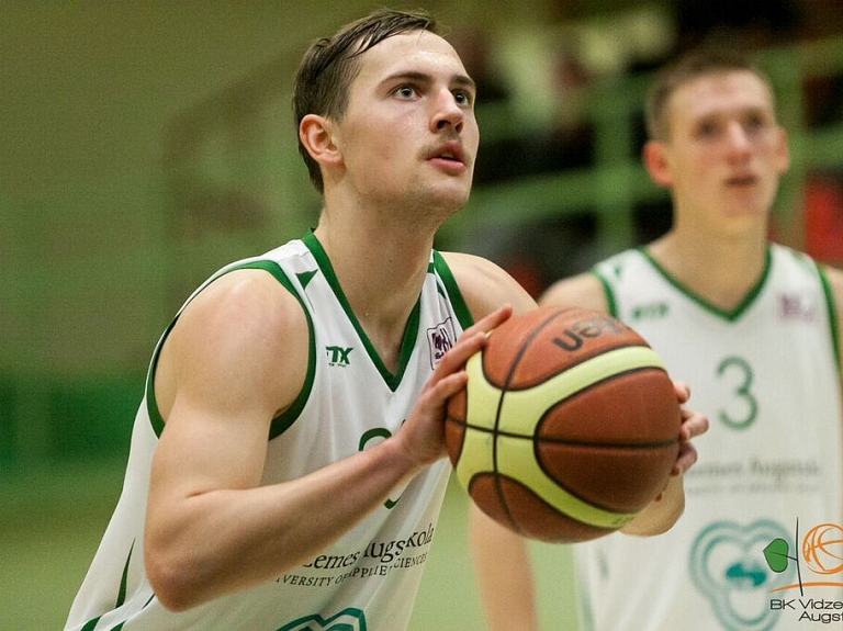BK "Vidzemes Augstskola/Valmiera Glass" uzvar "DSN/Sporta bode"