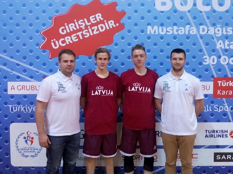 Latvijas U16 kadeti Turcijā iekļūst labāko septiņniekā
