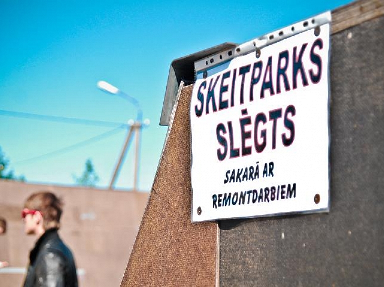 Jēkabpils stadiona skeitparku izmantot aizliegts