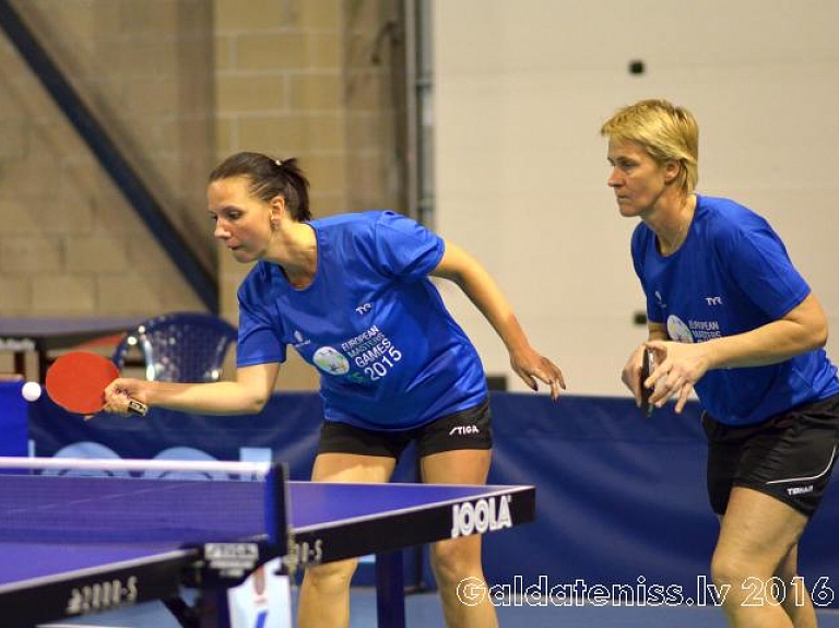 Jēkabpilietes neapturamas dubultspēlēs galda tenisā