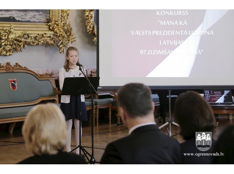 Publicitātes foto