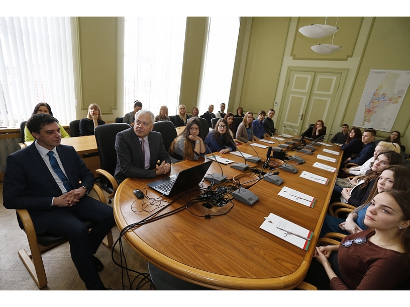 Publicitātes foto