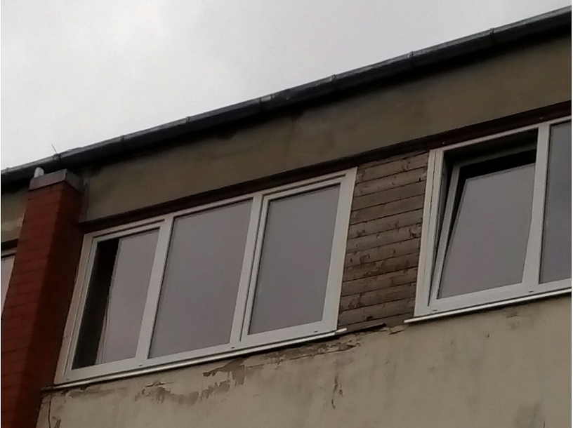 Dzīvojamās mājas iedzīvotāja foto