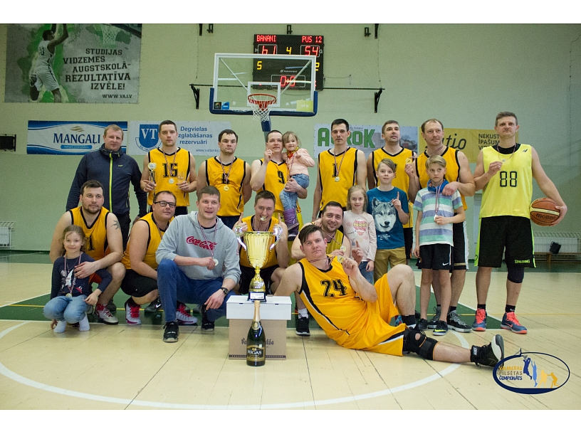 Foto: Edijs Pālens/ LETA, Ernests Dinka/ Saeima, Ilustratīvs foto/ Foto: Stock.XCHNG