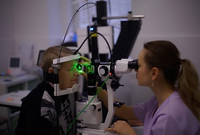 Acu ārsts vai optometrists – kuru speciālistu izvēlēties?