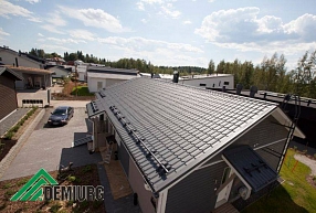 Pilns jumta drošības produktu ceļvedis – no sniega barjerām līdz drošības sliedēm 