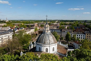 Даугавпилсское самоуправление планирует поддержать реставрацию купола костела Св. Петра в веригах (видео)